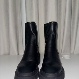 Steve Madden Black Ankle Booties